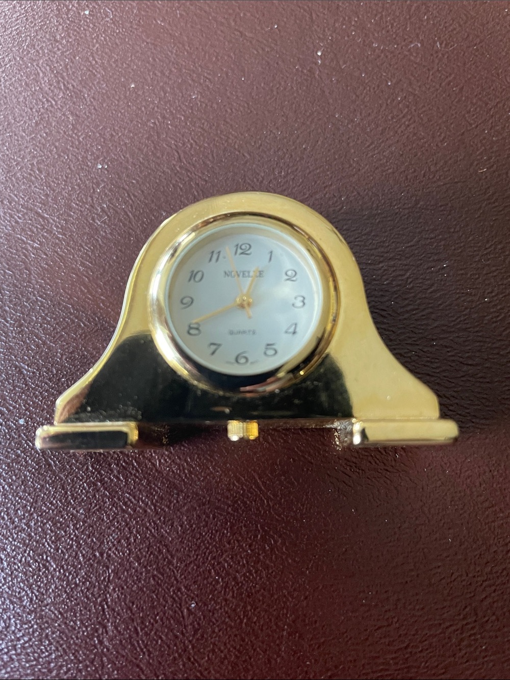 VTG Novelle Mini Table Clock